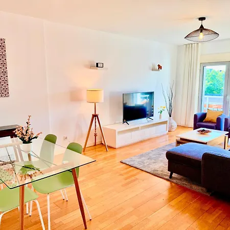 Appartement Expo Airport Boutique *